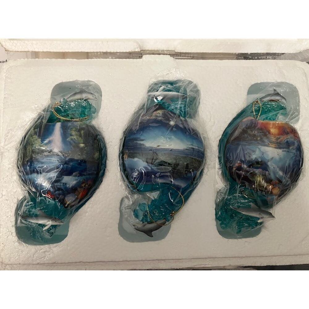 The Bradford editions above below ornament collection Sea Dolphins Decor Coastal - Picture 9 of 14